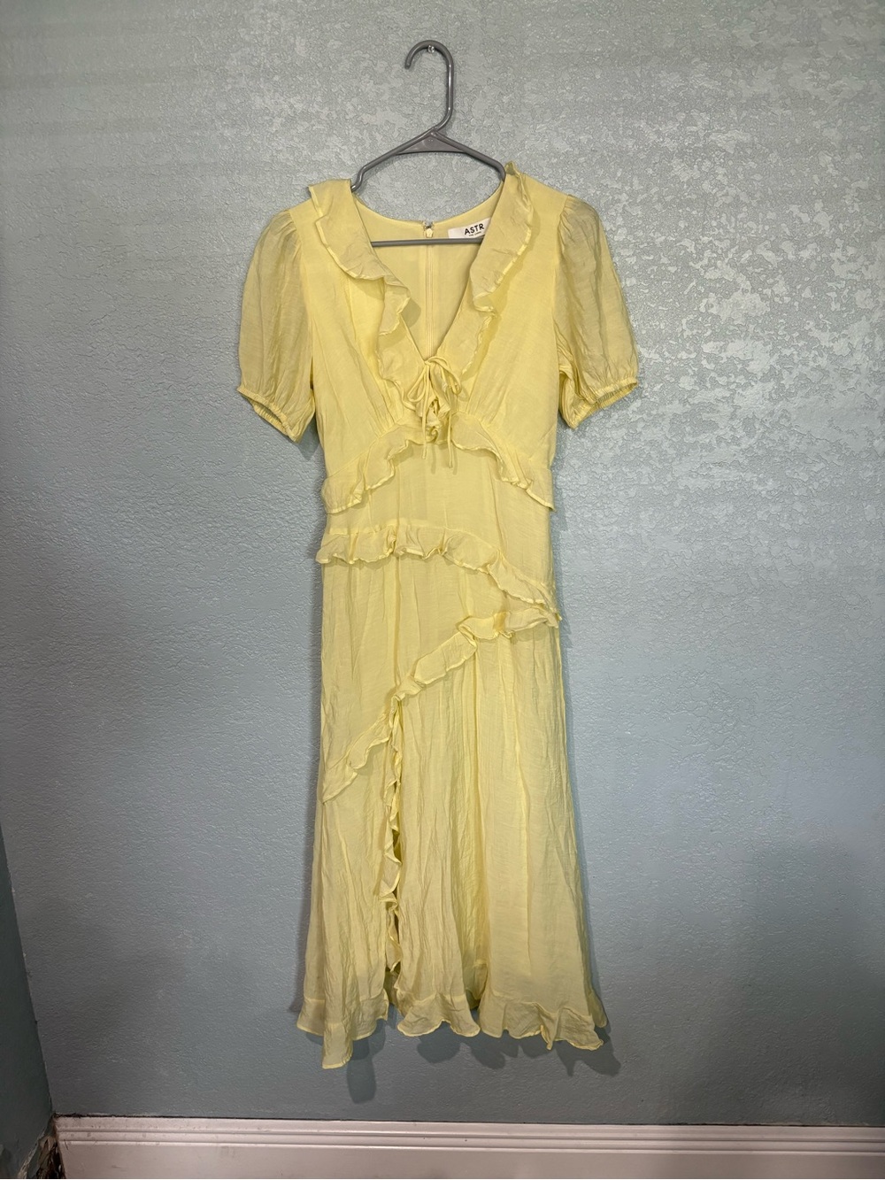 Astr Pale Yellow Ruffle Midi Dress